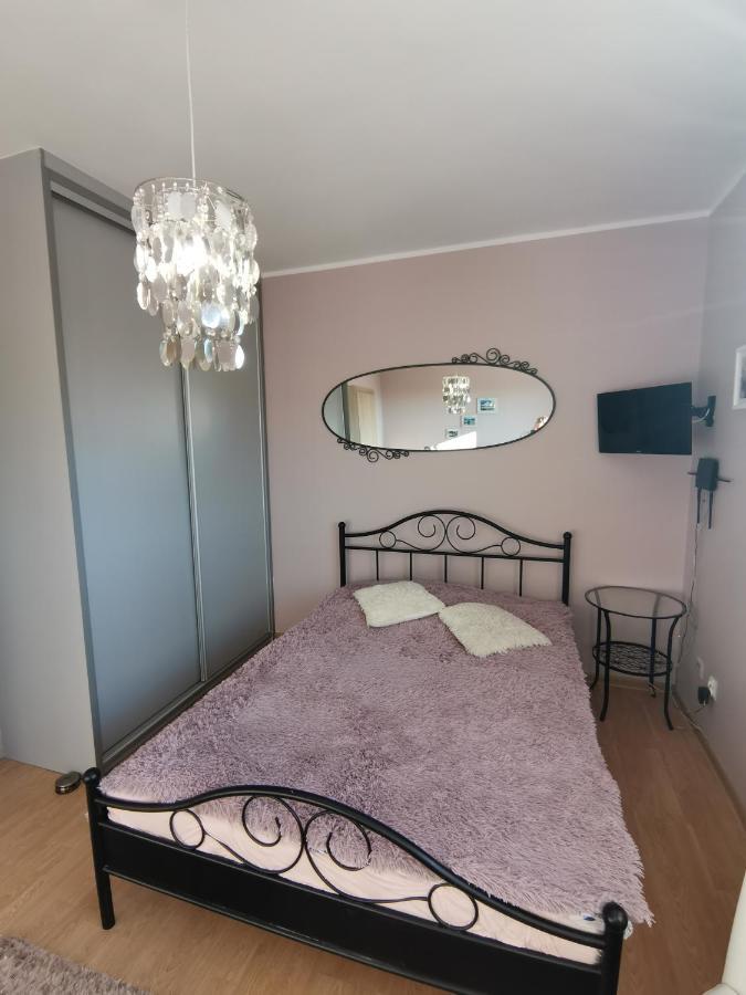 Anna Apartment Czarny Mlyn ภายนอก รูปภาพ