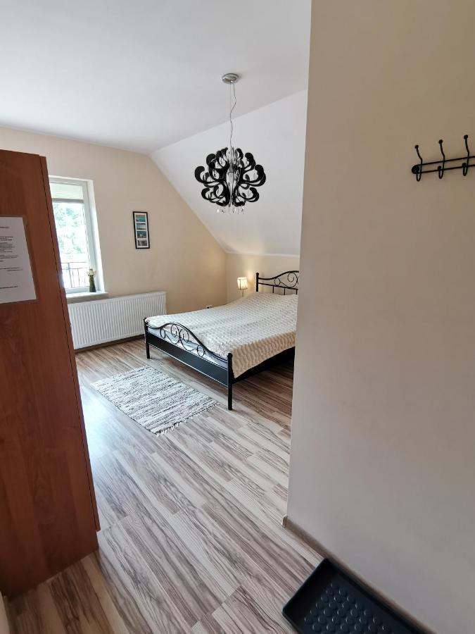 Anna Apartment Czarny Mlyn ภายนอก รูปภาพ