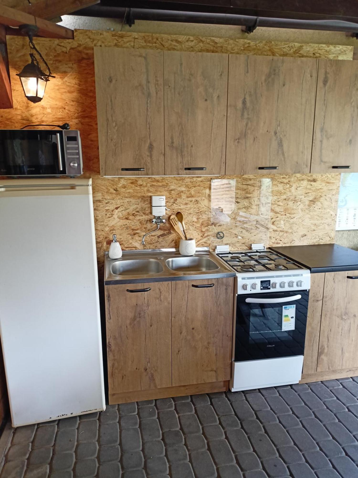 Anna Apartment Czarny Mlyn ภายนอก รูปภาพ