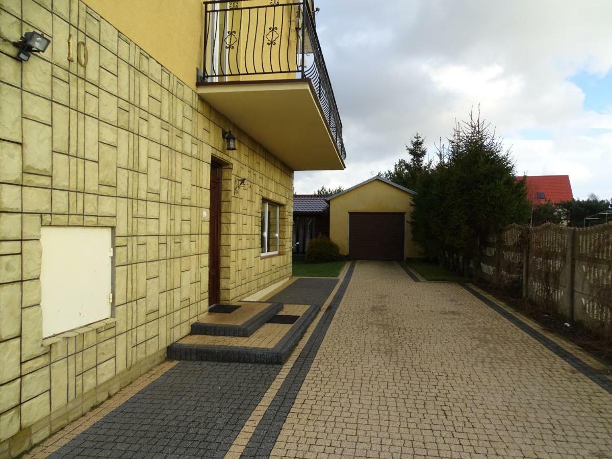 Anna Apartment Czarny Mlyn ภายนอก รูปภาพ