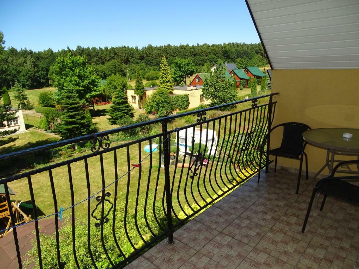 Anna Apartment Czarny Mlyn ภายนอก รูปภาพ